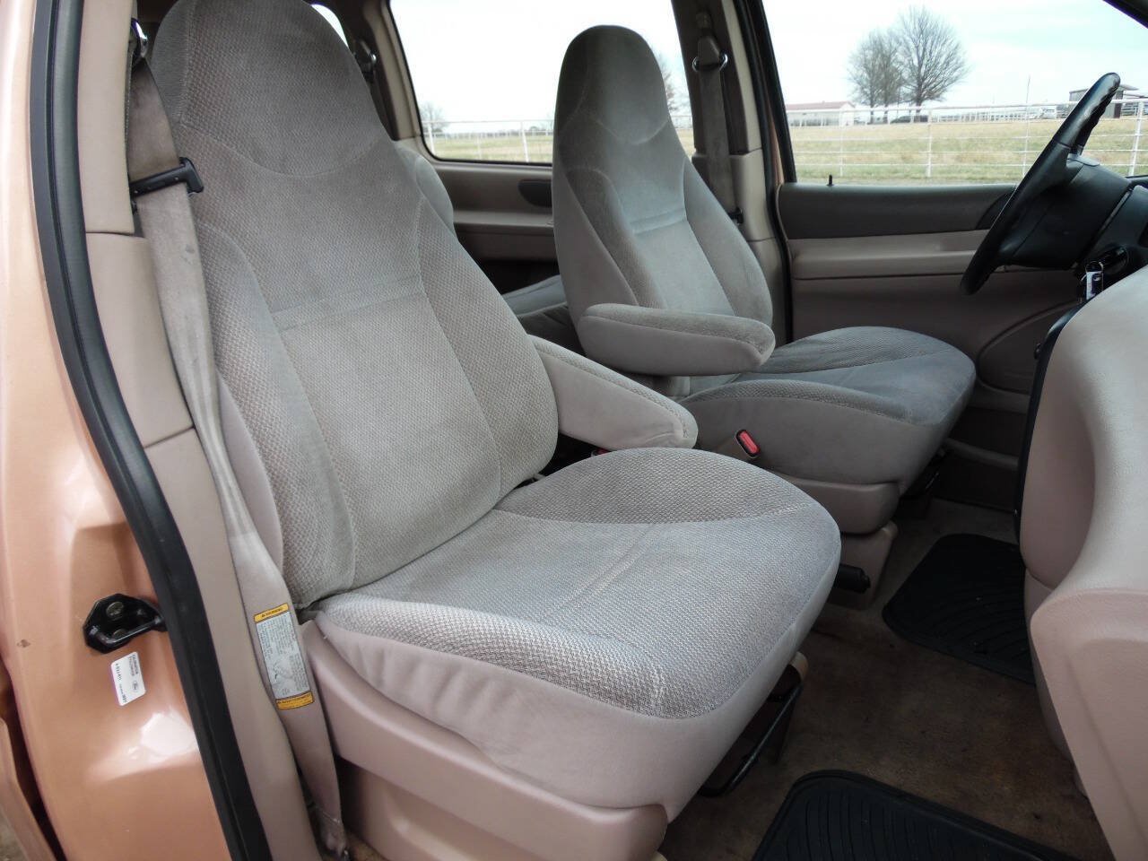 Used 1995 Ford Windstar LX FWD image 8