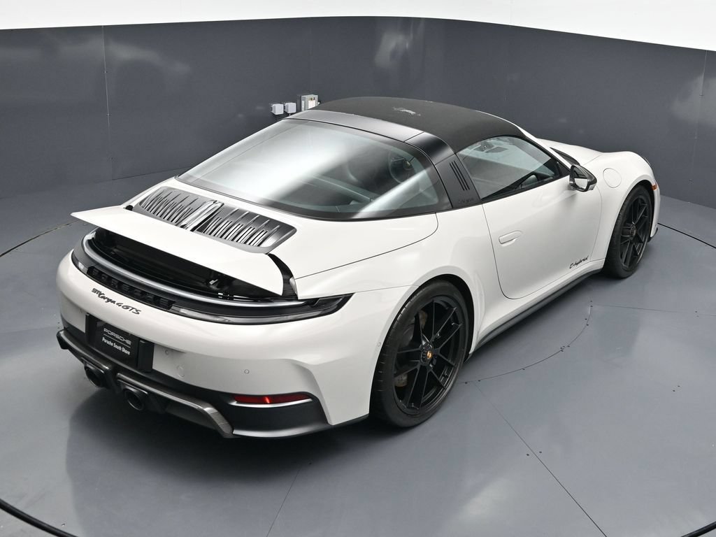 Certified 2026 Porsche 911 Targa 4 GTS AWD/4WD image 17