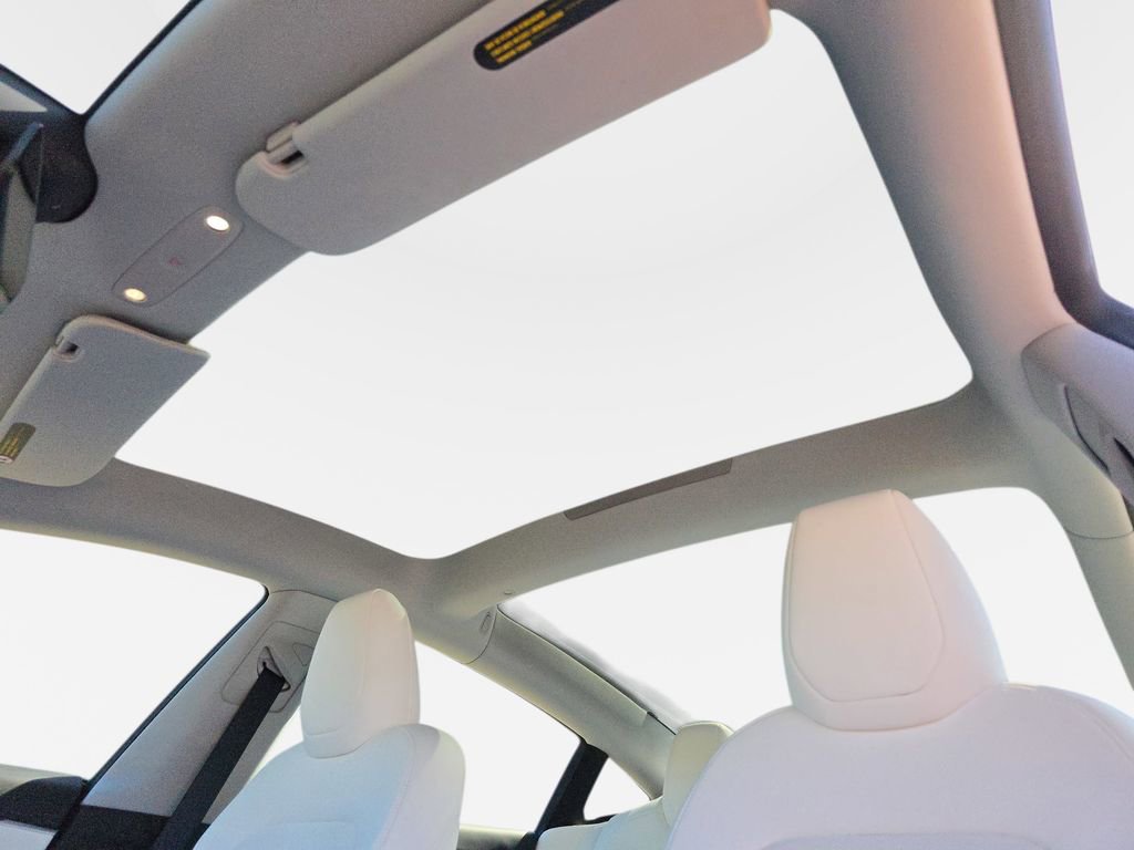 Used 2025 Tesla Model 3 Long Range RWD image 33