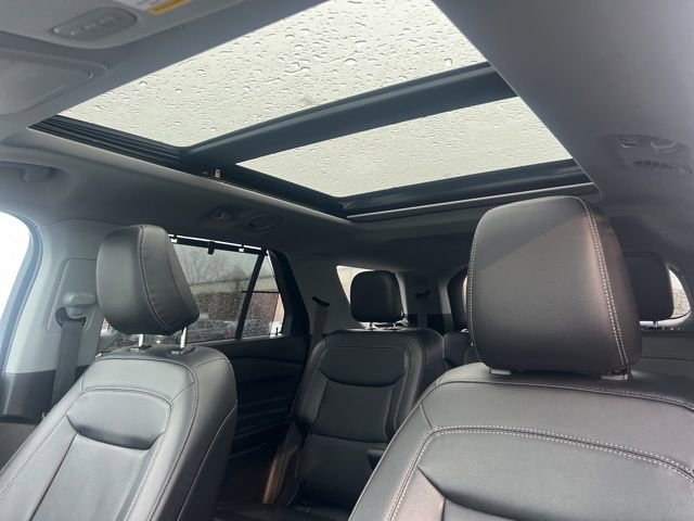 Used 2023 Ford Explorer Limited w/ Limited Technology Package image 26