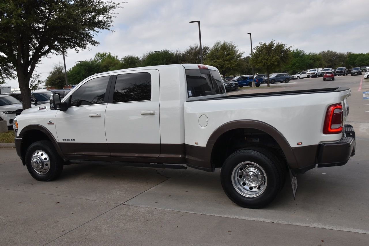 Used 2024 RAM 3500 Limited image 11