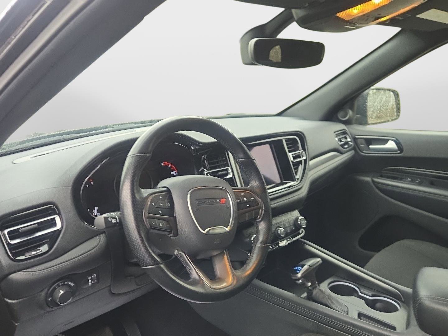 Used 2024 Dodge Durango SXT w/ 3rd Row Seating Group image 14
