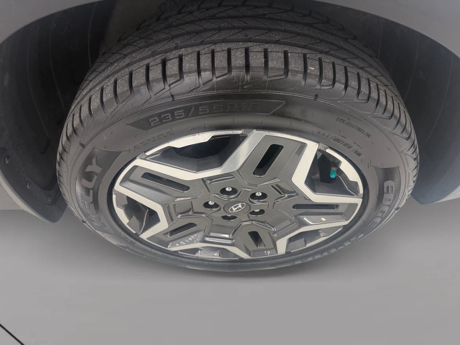 Used 2023 Hyundai Santa Fe SEL Convenience AWD/4WD image 9
