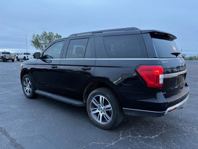 Used 2024 Ford Expedition XLT RWD image 4