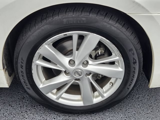 Used 2014 Nissan Altima 2.5 SL w/ Moonroof Package FWD image 18
