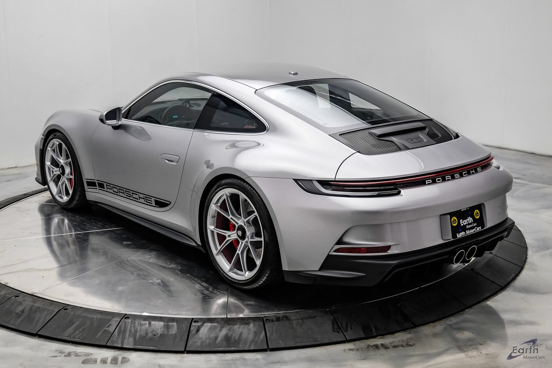 Used 2023 Porsche 911 GT3 RWD image 14