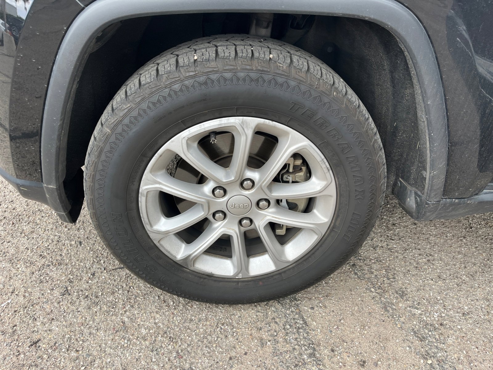 Certified 2022 Jeep Grand Cherokee Laredo E image 24