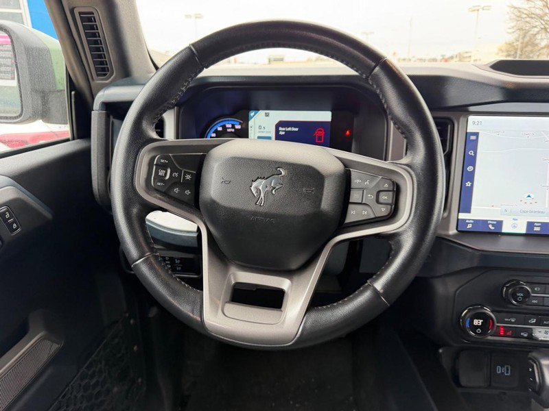 Used 2023 Ford Bronco Outer Banks image 10