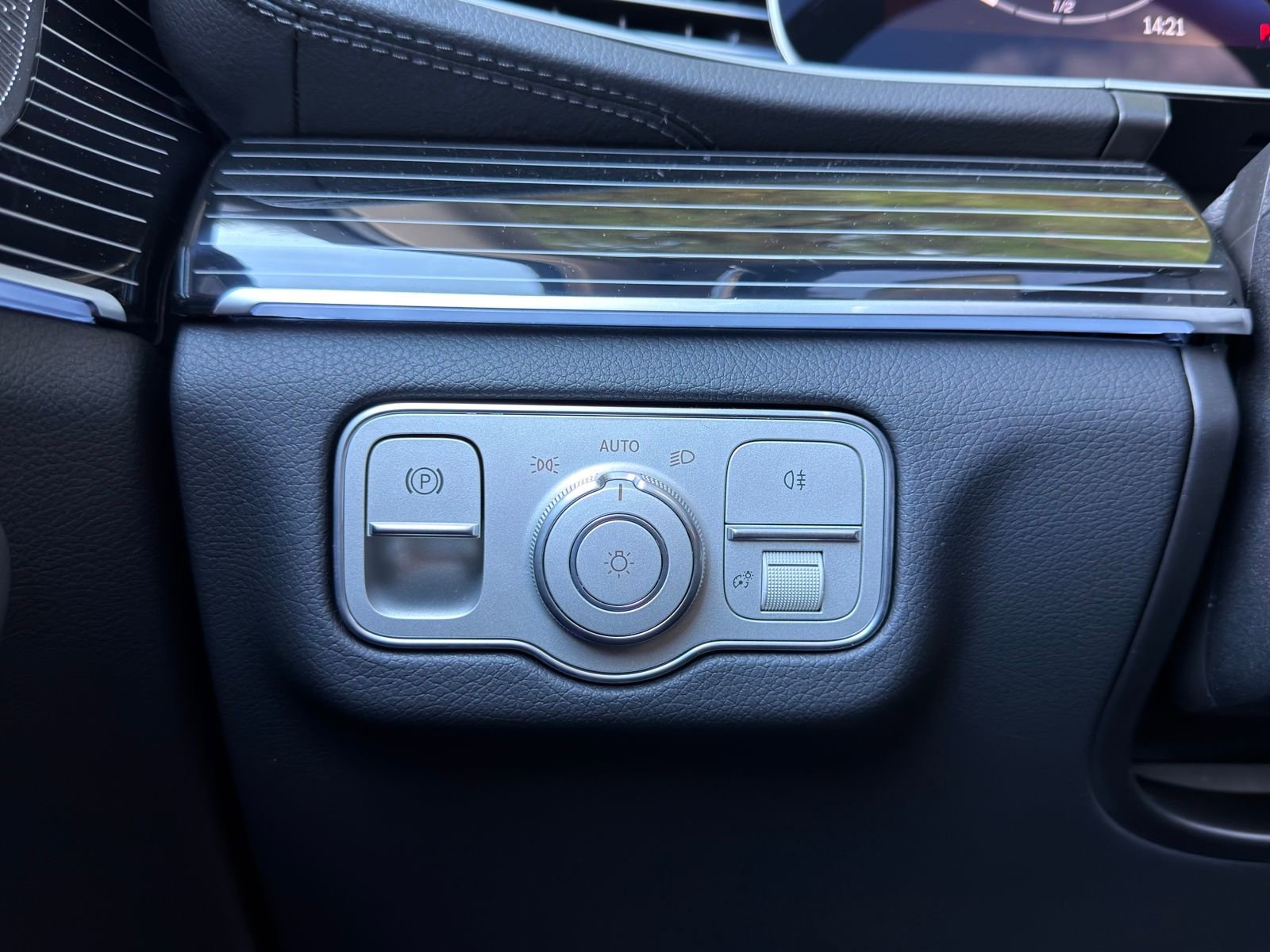 New 2026 Mercedes-Benz GLS 580 4MATIC image 24