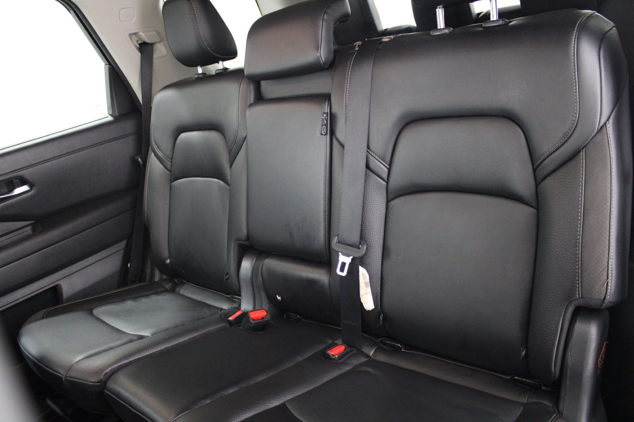 Used 2024 Nissan Pathfinder SL w/ Cargo Package AWD/4WD image 19