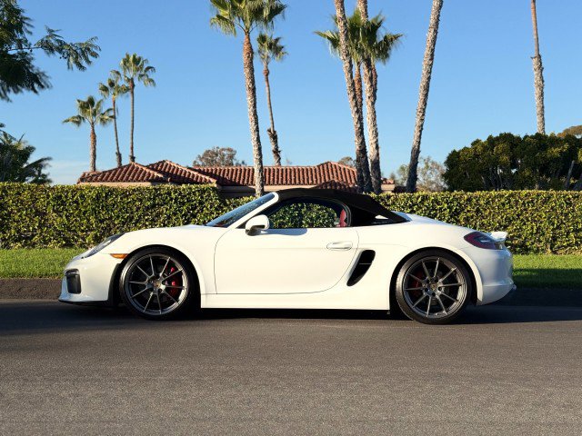 Used 2016 Porsche Boxster Spyder image 4