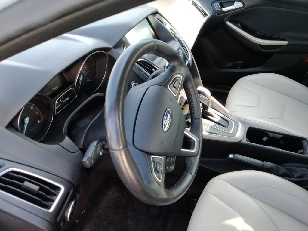 Used 2018 Ford Focus Titanium FWD image 8