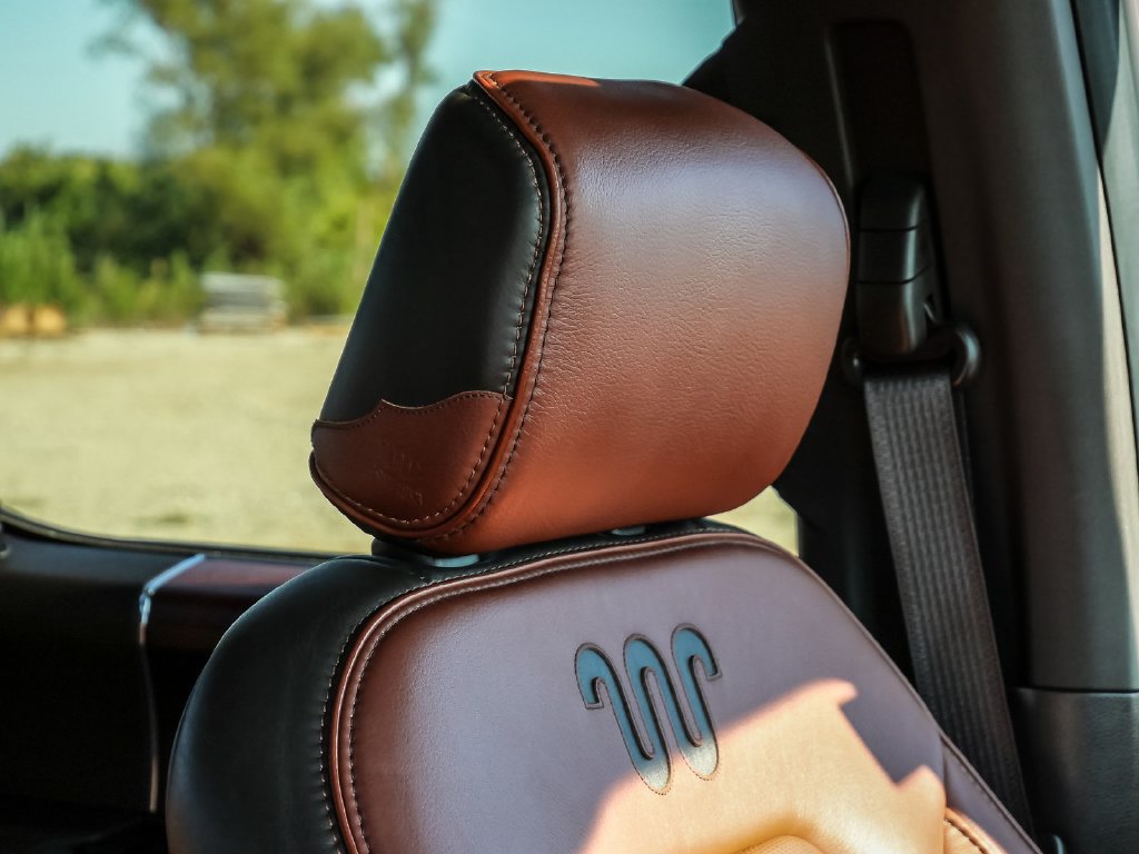 Used 2019 Ford F150 King Ranch w/ Equipment Group 601A Luxury AWD/4WD image 23