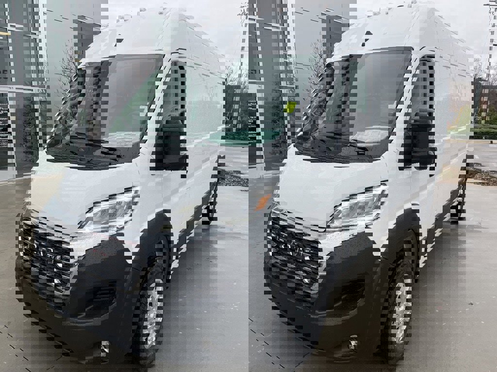 New 2026 RAM ProMaster 2500 w/ Quick Order Package 22G SLT image 1