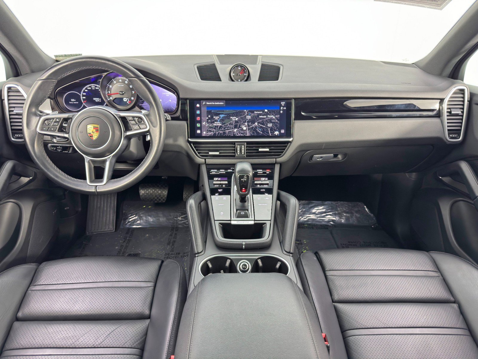 Used 2023 Porsche Cayenne Platinum Edition w/ Premium Package image 13