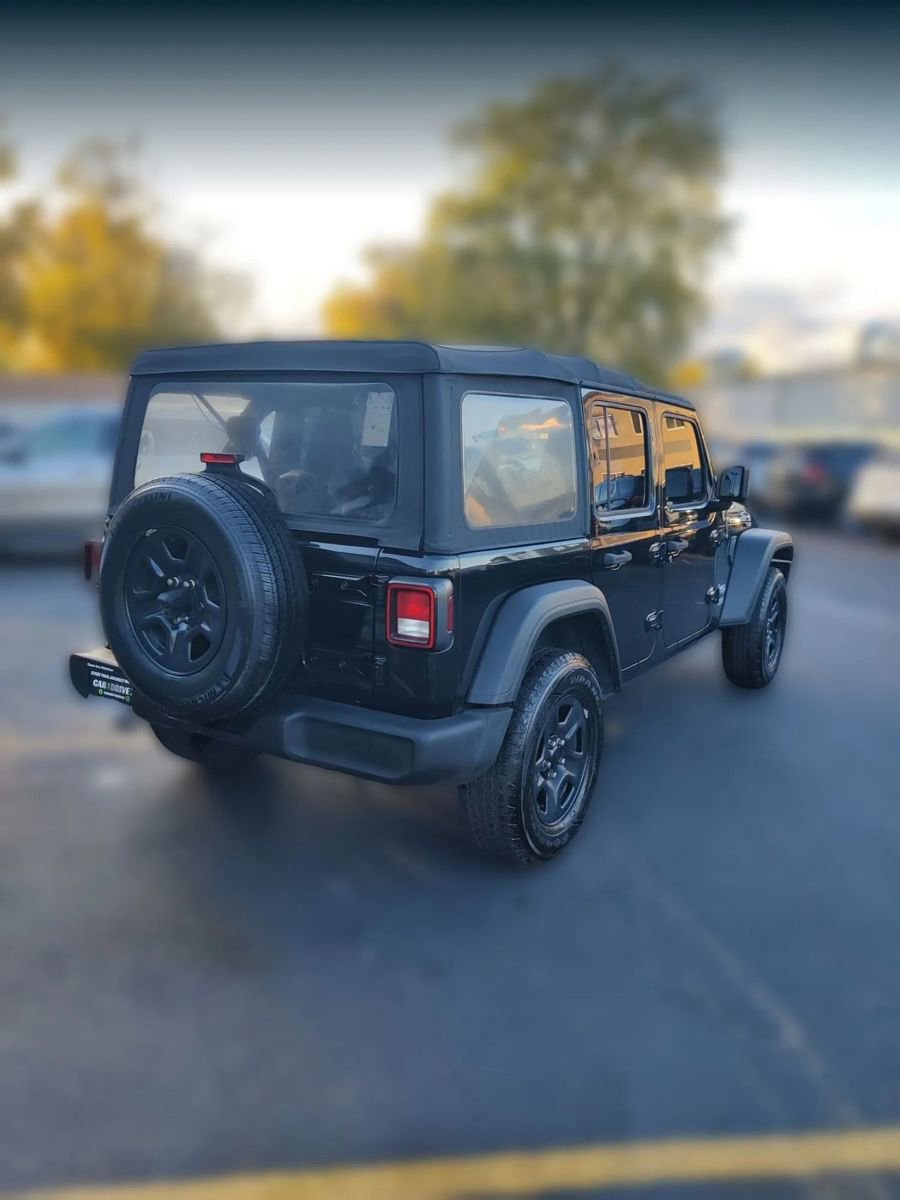 Used 2018 Jeep Wrangler Unlimited Sport image 7