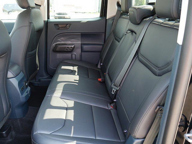 New 2025 Ford Maverick Lariat w/ Black Appearance Package AWD/4WD image 15