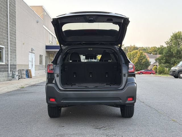 Certified 2023 Subaru Outback Onyx Edition AWD/4WD image 11