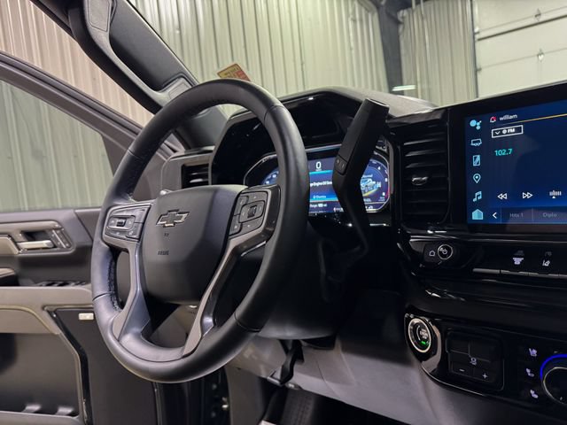 Used 2025 Chevrolet Silverado 2500 ZR2 w/ Technology Package AWD/4WD image 14