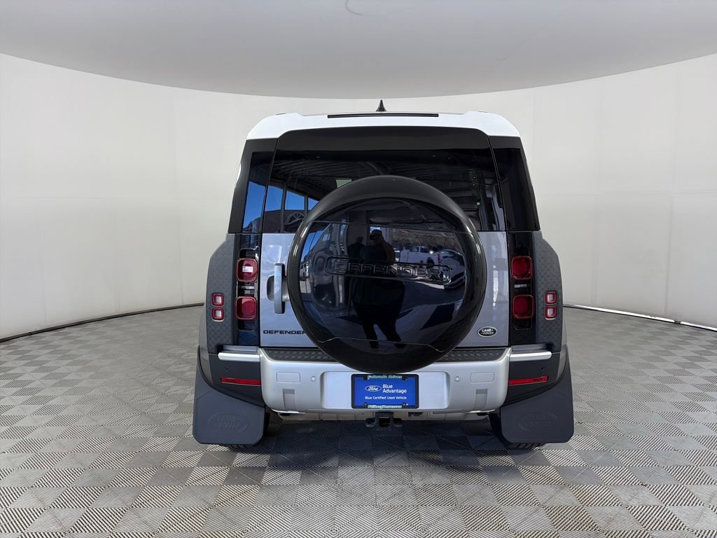 Used 2022 Land Rover Defender 110 image 6