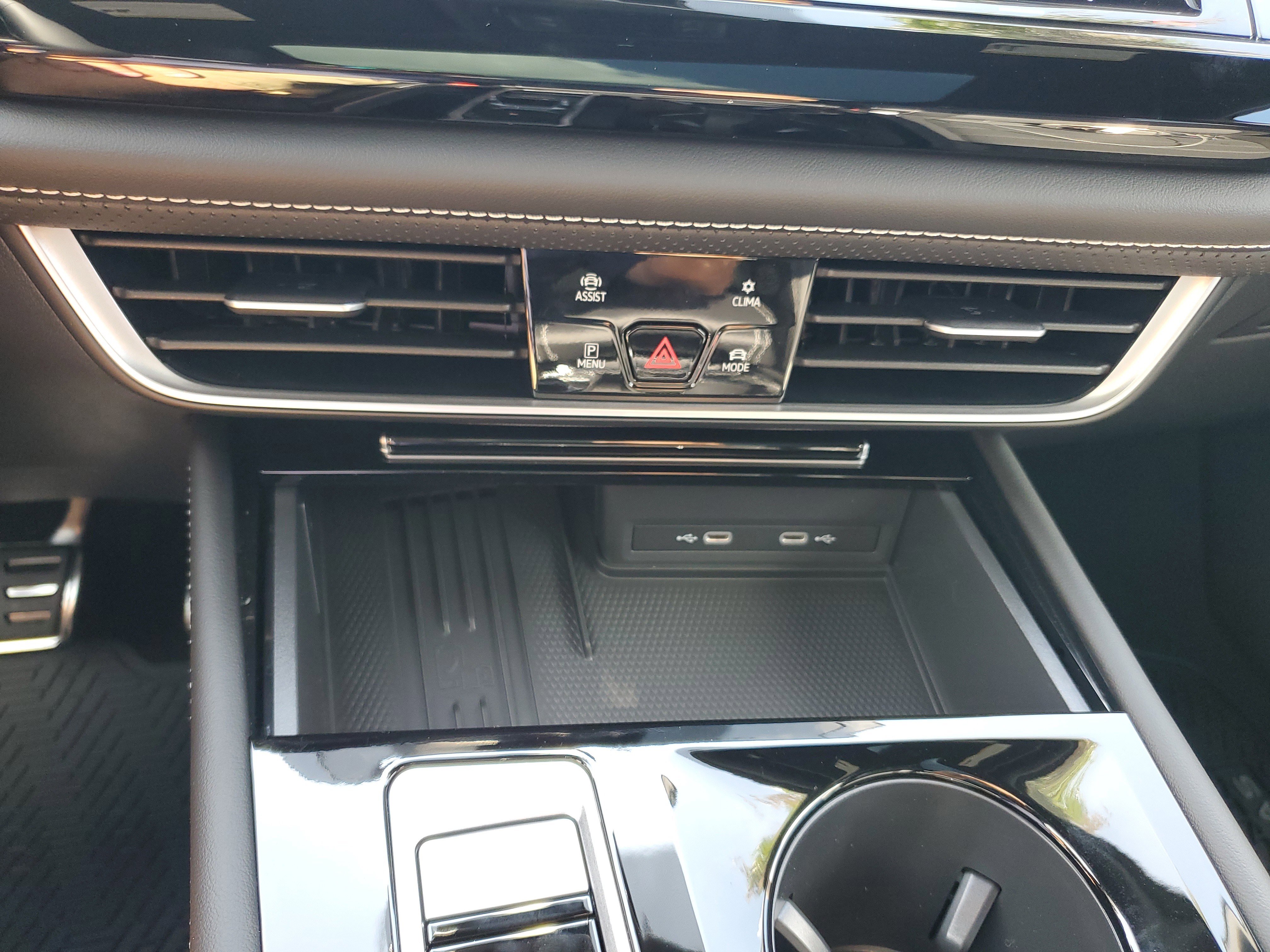 New 2026 Volkswagen Atlas Cross Sport SEL R-Line image 27