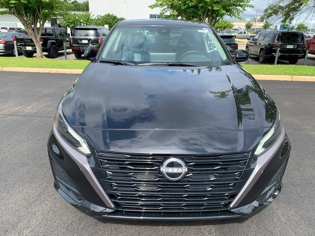 New 2026 Nissan Altima 2.5 SV w/ SV Special Edition Package FWD image 3