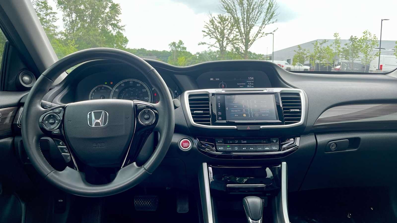Used 2017 Honda Accord EX-L image 29