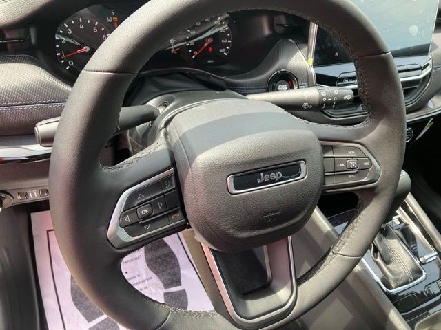 New 2026 Jeep Compass Latitude AWD/4WD image 14