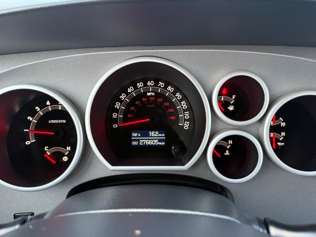 Used 2012 Toyota Tundra Limited image 24