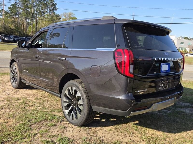 New 2026 Ford Expedition Platinum w/ Driver's Package image 11