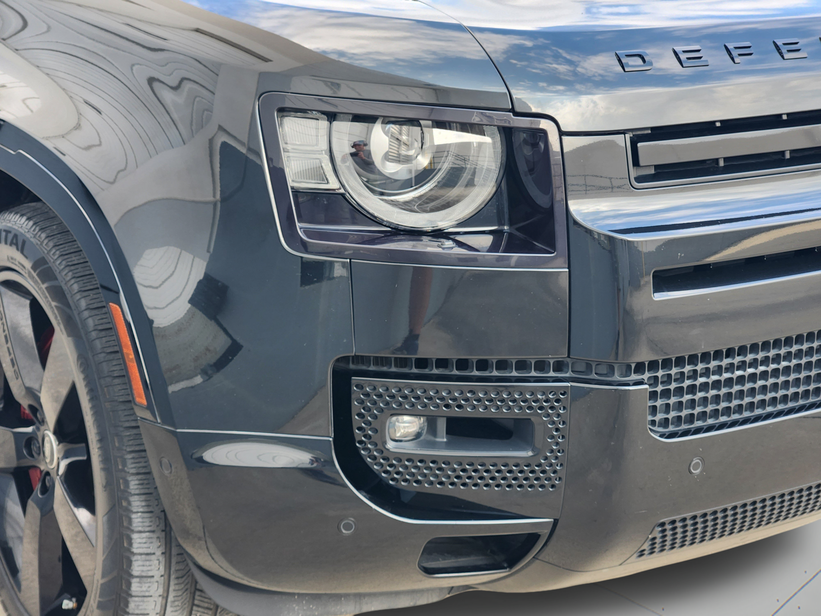Certified 2023 Land Rover Defender 130 X AWD/4WD image 8