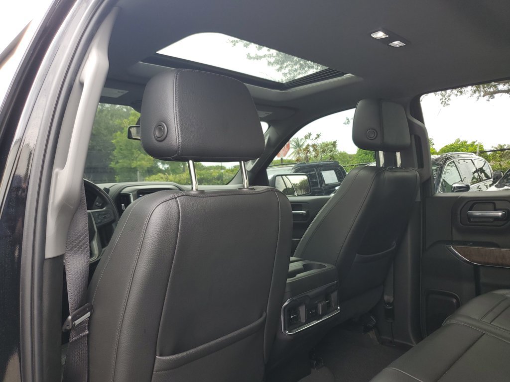 Used 2022 GMC Sierra 1500 Denali w/ Denali Premium Package AWD/4WD image 13