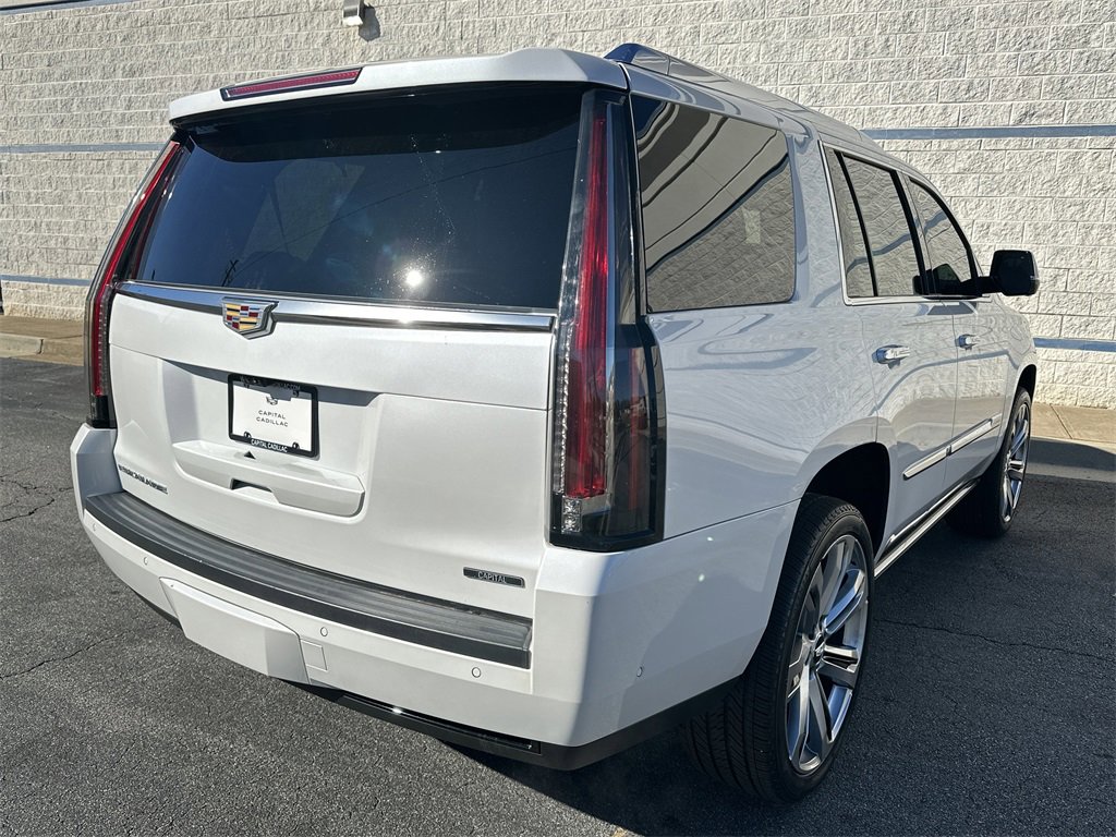 Used 2020 Cadillac Escalade Premium Luxury image 7
