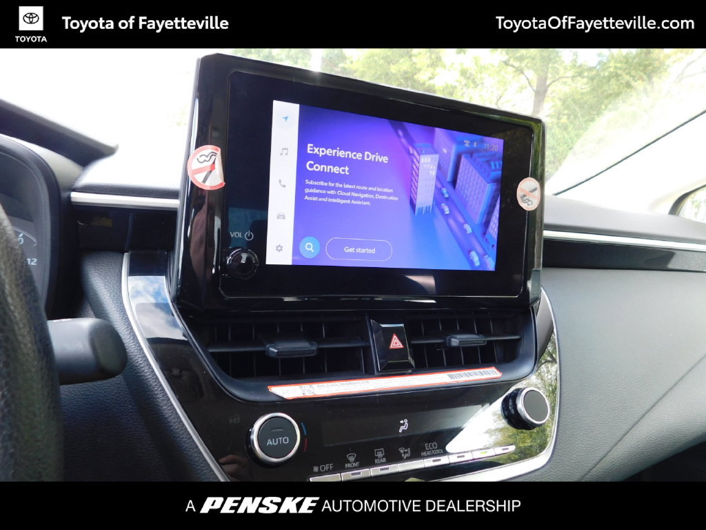 Used 2025 Toyota Corolla LE FWD image 9