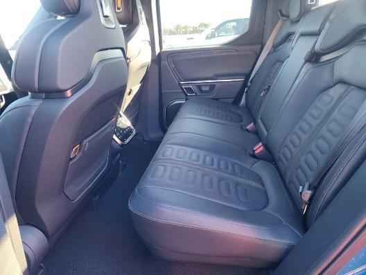 Used 2022 Rivian R1T Adventure image 11