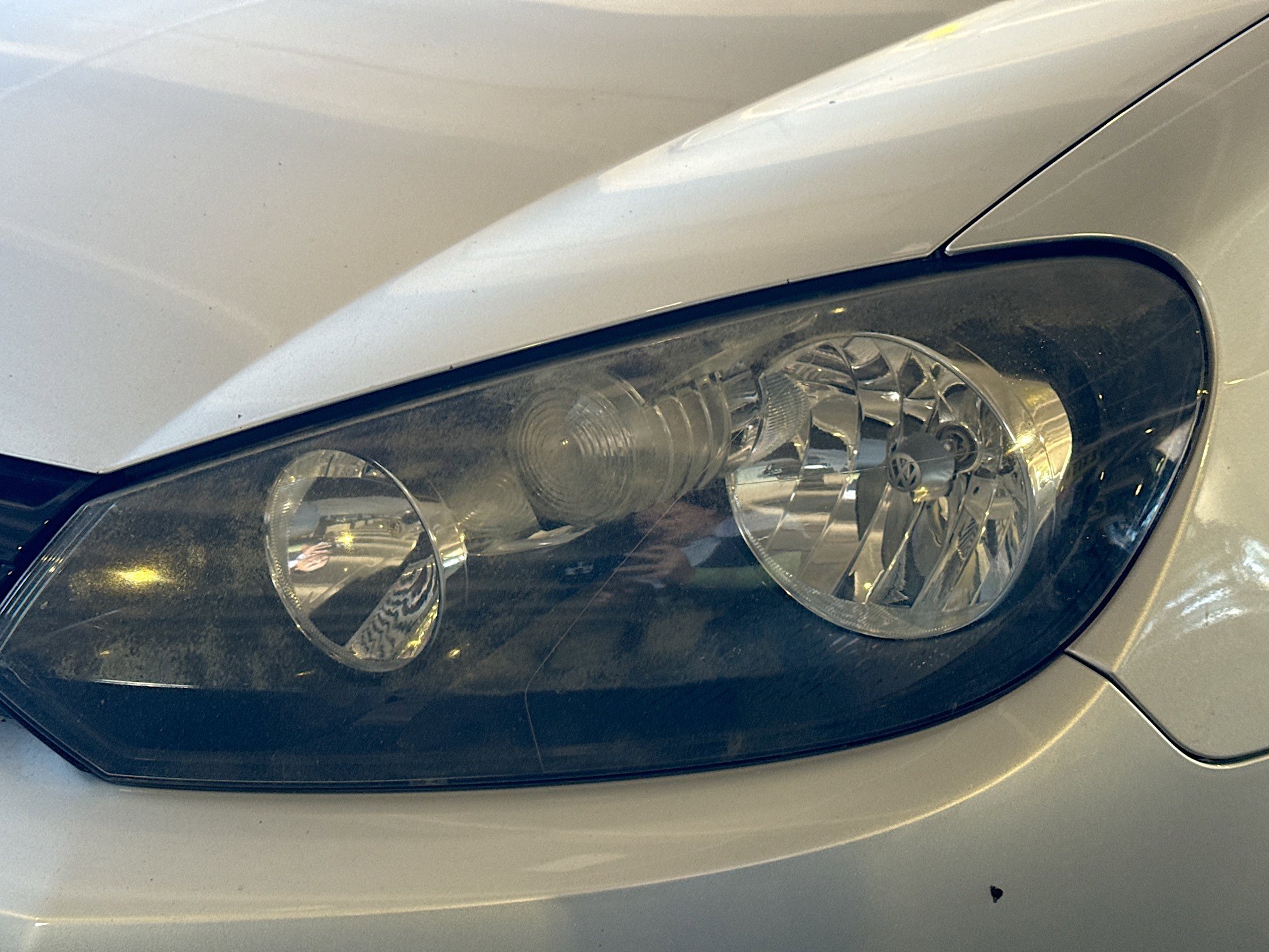 Used 2010 Volkswagen Golf 2-Door image 9