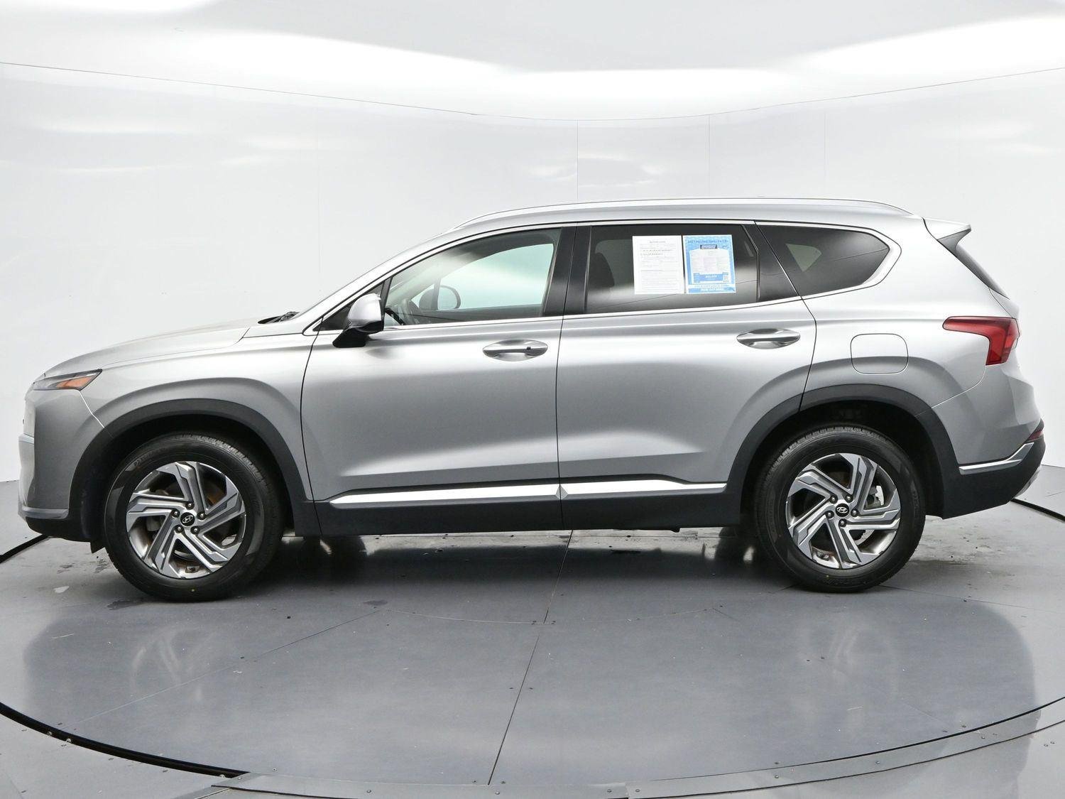 Used 2021 Hyundai Santa Fe SEL FWD image 4