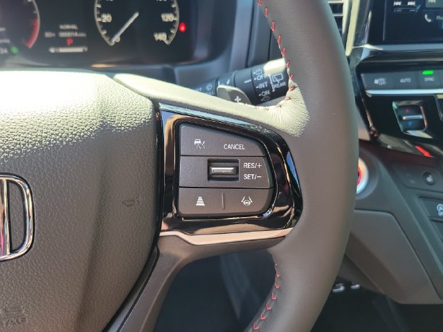 Used 2026 Honda Odyssey Sport-L image 19