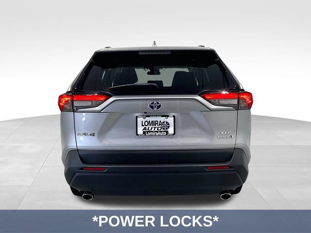 Used 2022 Toyota RAV4 XLE w/ Convenience Package AWD/4WD image 9
