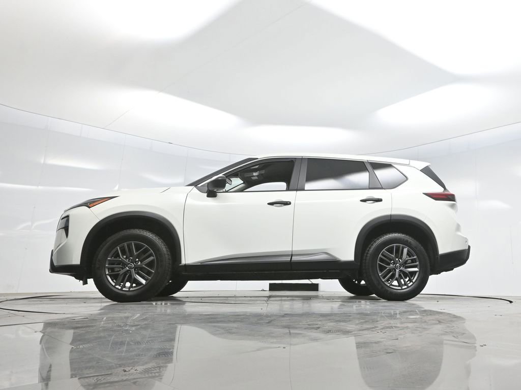Used 2024 Nissan Rogue S image 66