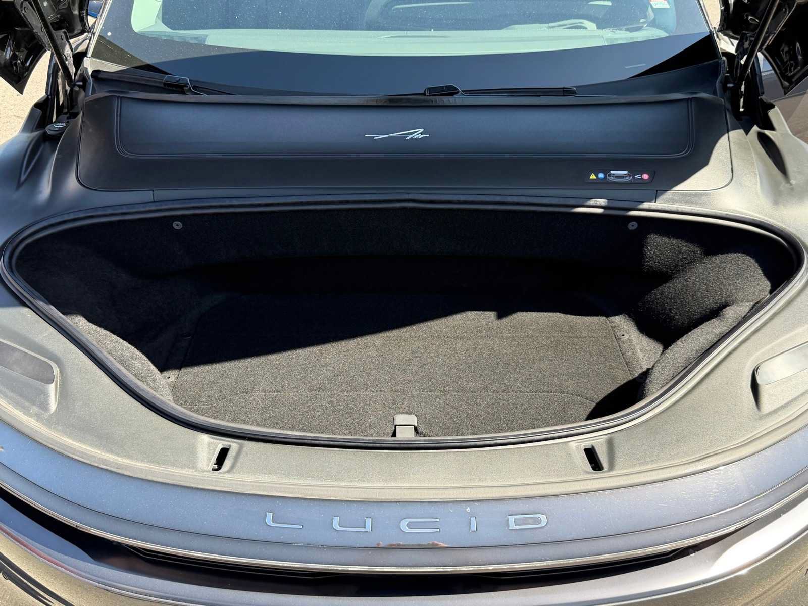 Used 2025 Lucid Air Touring AWD/4WD image 33