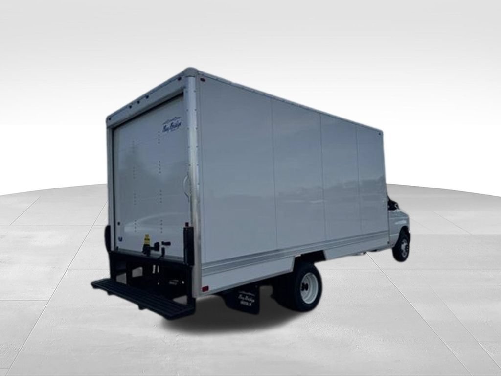 New 2025 Ford E-450 and Econoline 450 Super Duty w/ Power Equipment Group RWD video 2