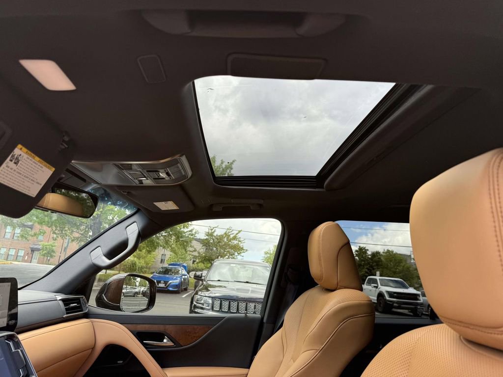 Used 2024 Lexus LX 600 4WD w/ Interior Upgrade Package image 16