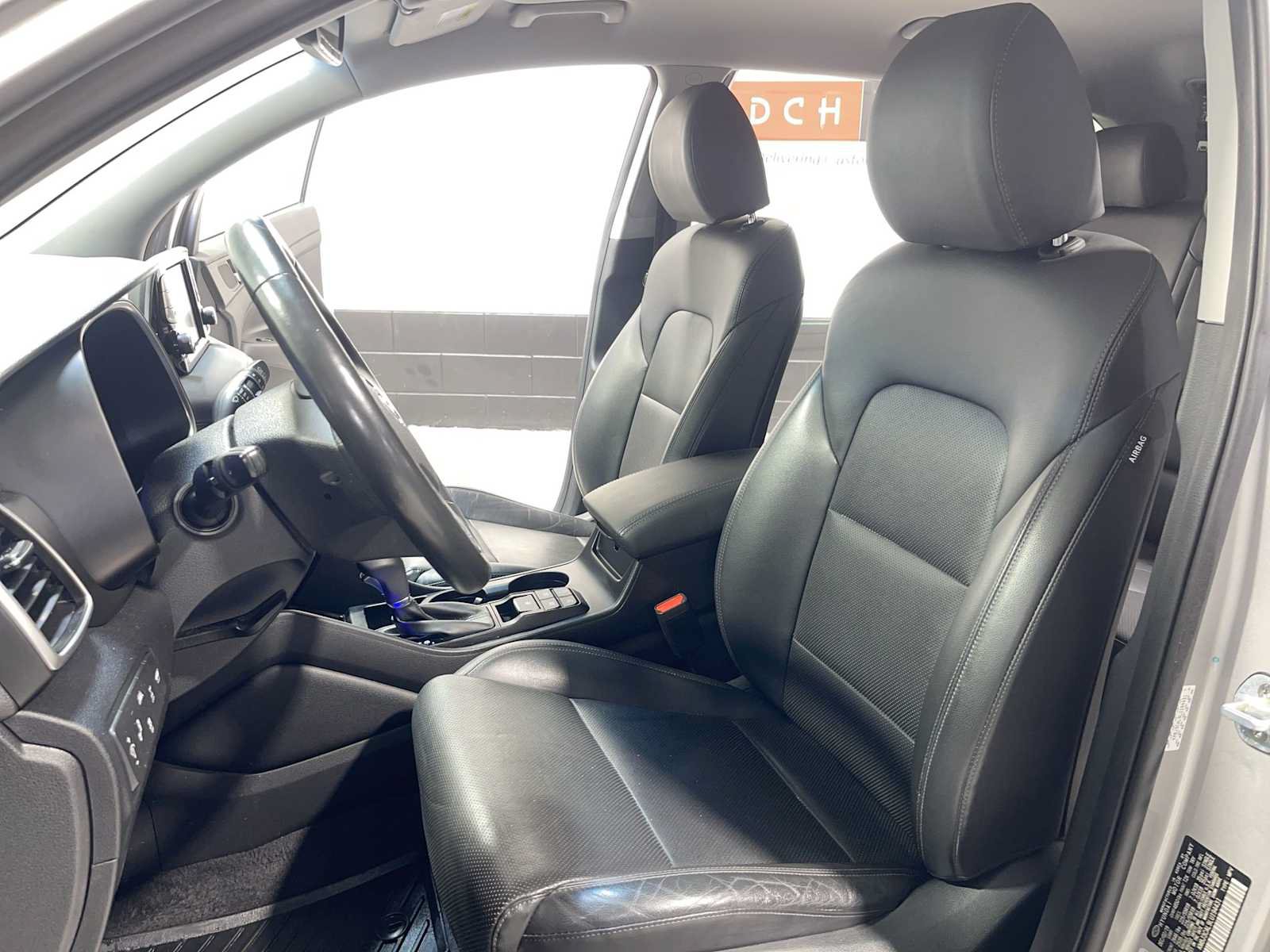 Used 2020 Hyundai Tucson Limited w/ Winter Weather Package AWD/4WD image 11