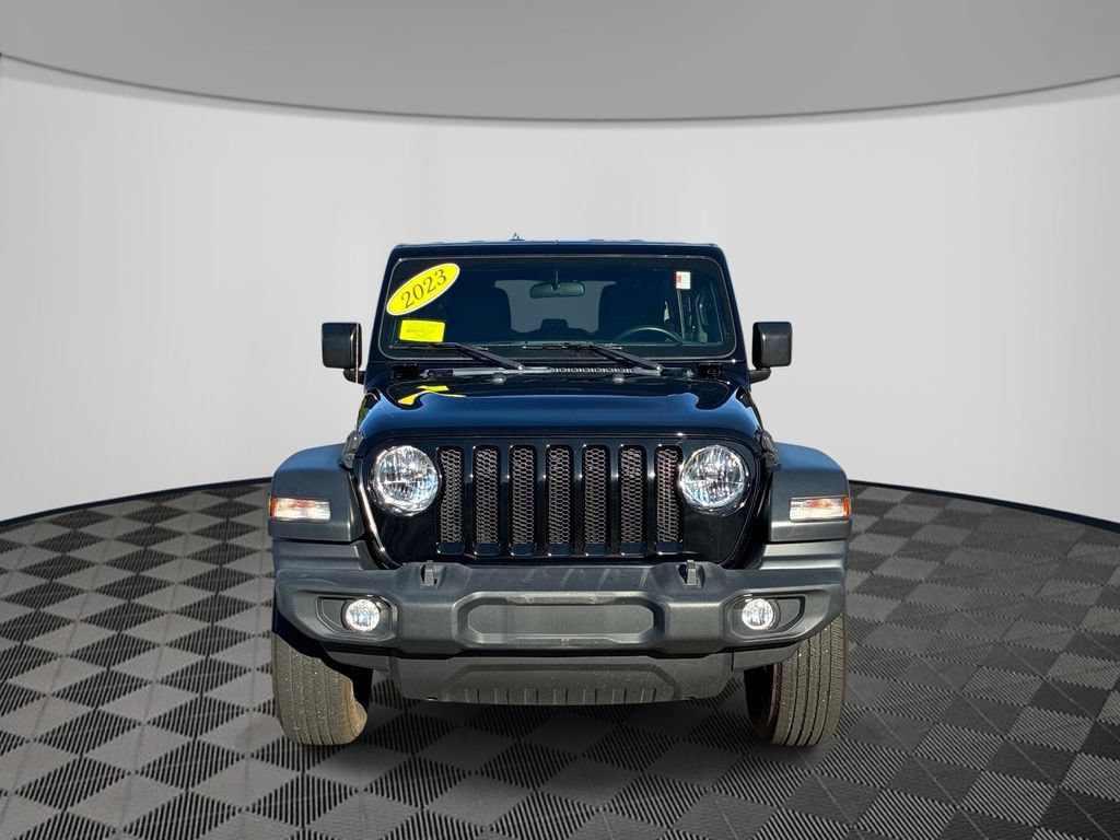 Used 2023 Jeep Wrangler Unlimited Sport AWD/4WD image 2