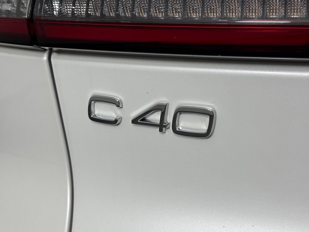 Certified 2023 Volvo C40 Recharge Core AWD/4WD image 7