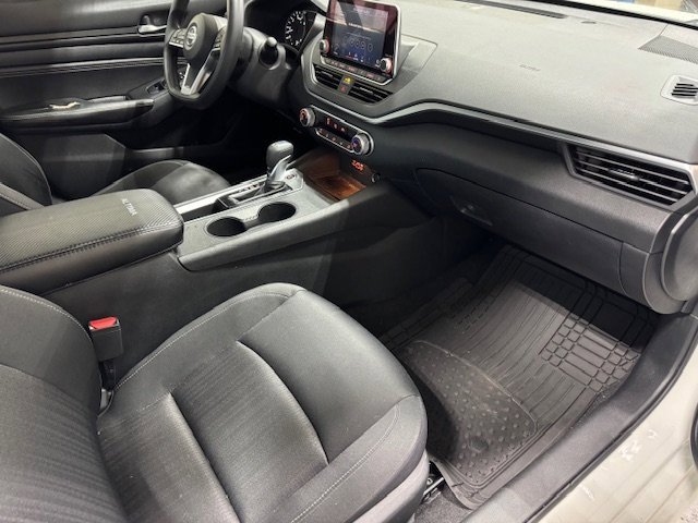Used 2020 Nissan Altima 2.5 S image 6