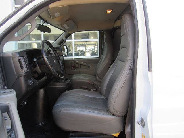 Used 2023 GMC Savana 2500 Extended w/ Driver Convenience Package image 11