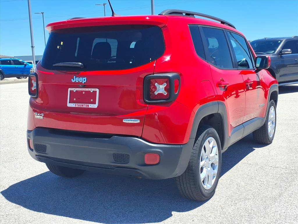 Used 2016 Jeep Renegade Latitude AWD/4WD image 2