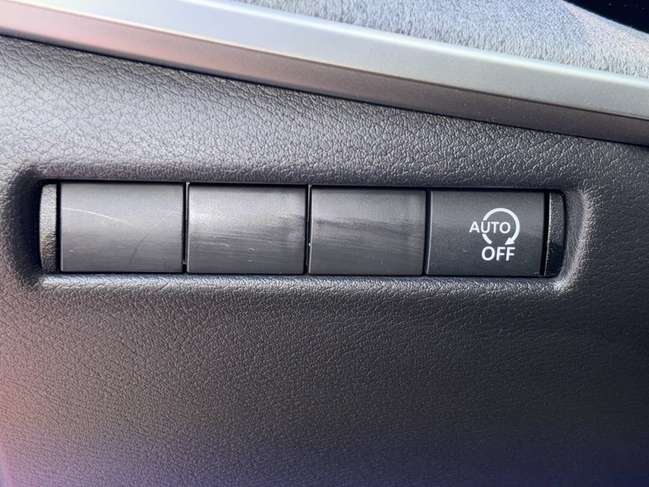 Certified 2026 Nissan Kicks SV w/ SV Premium Package FWD image 23